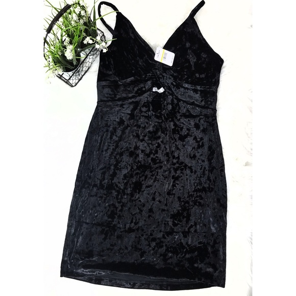 FREE PEOPLE Black Velvet Front Twist Slip Dress - Picture 5 of 8